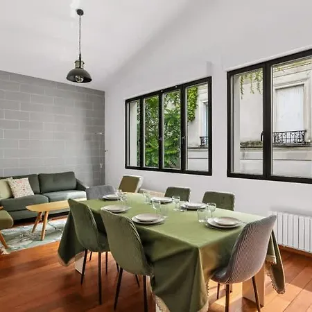 2bdr-8p Duplex - Pigalle-montmartre *